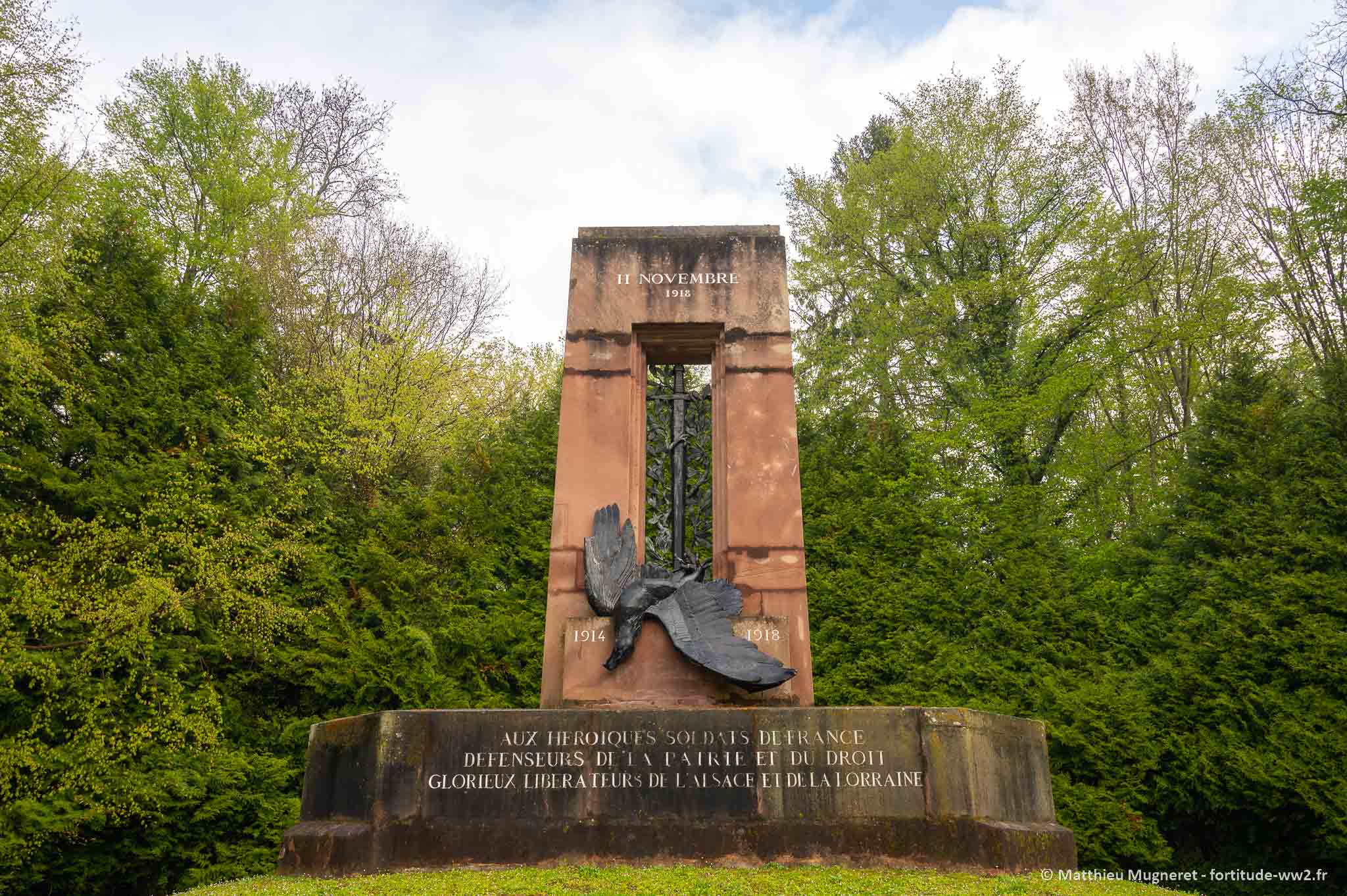 Clairière de l'Armistice - Monument des Alsaciens Lorrains